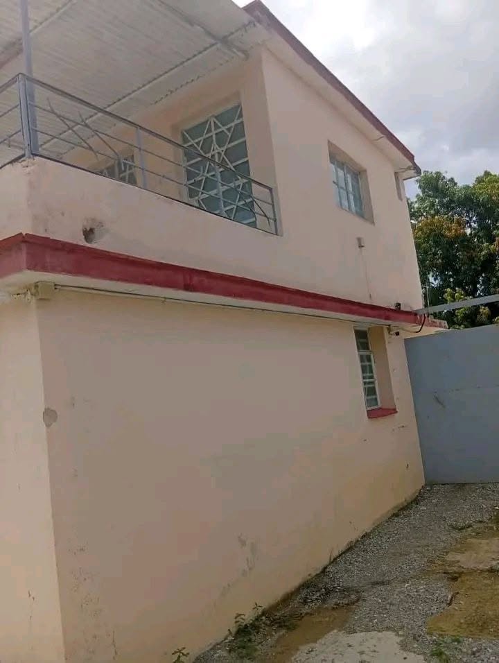 ¡Tu Hogar Ideal en Los Pinos, Arroyo Naranjo!! 🚗Con Garage!!!🚗